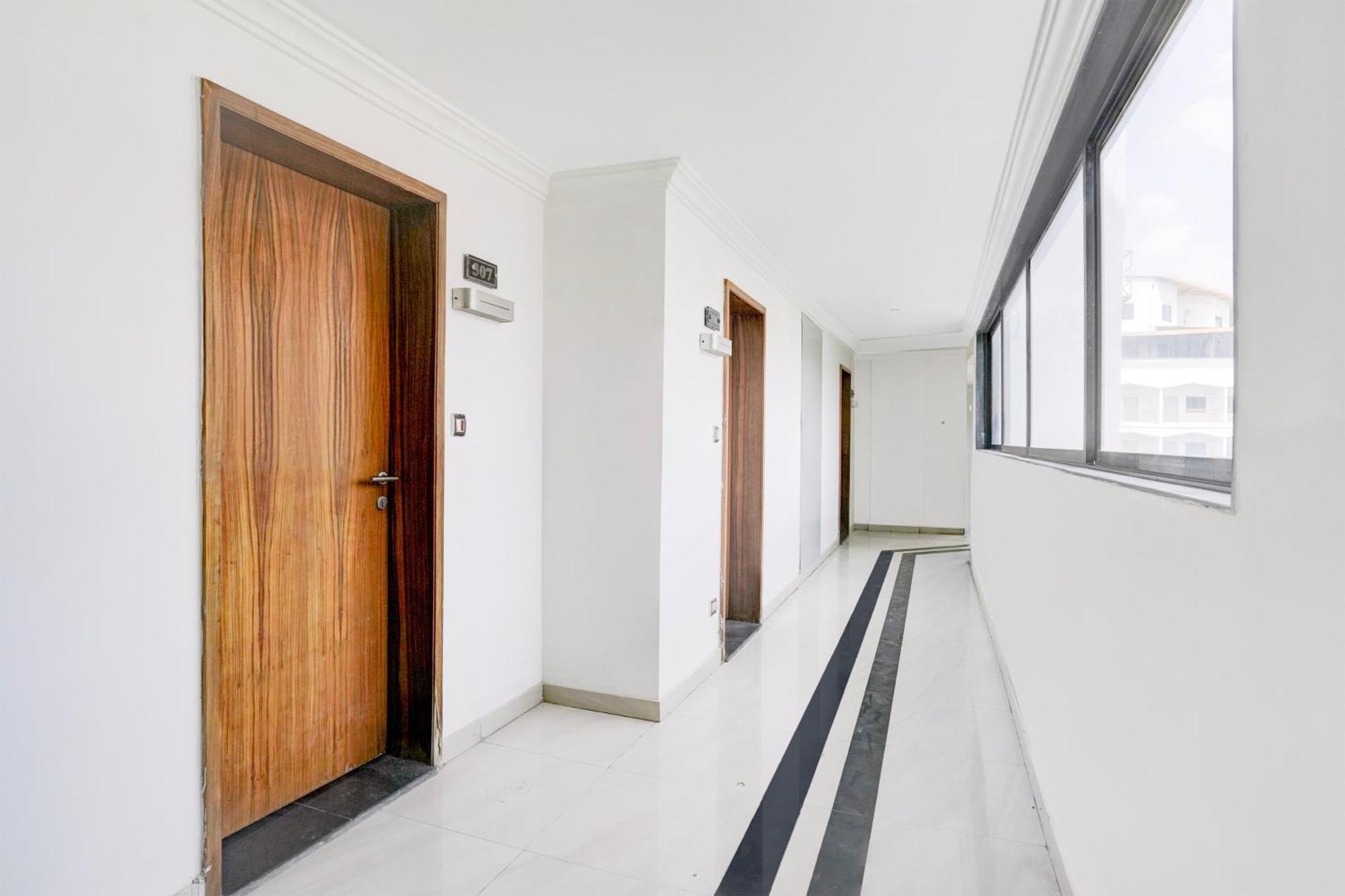 Hotel Bharuch Exterior photo